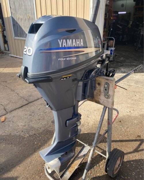 Used Yamaha 20 HP 4-Stroke Long Shaft Tiller Outboard Motor