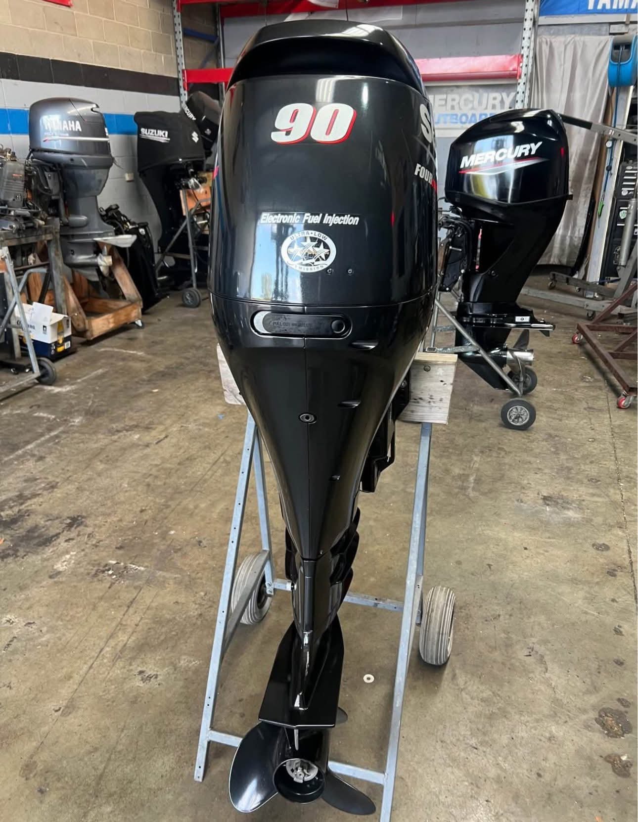 Suzuki DF90A 90HP 4-Stroke EFI Outboard Motor for Sale Suzuki DF90A 90HP 4-Stroke EFI Outboard Motor for Sale